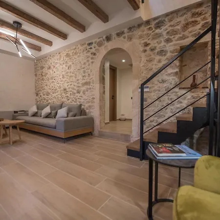 Cataphari Luxury Villa *